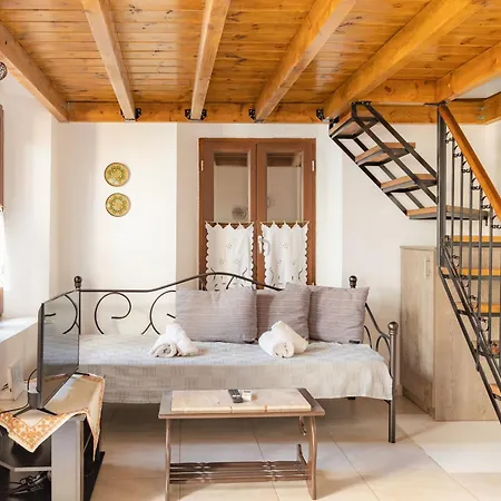 Kantirimi House - A2 *