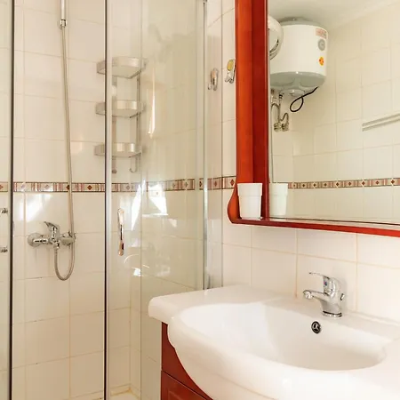 Kantirimi House - A2 Apartament